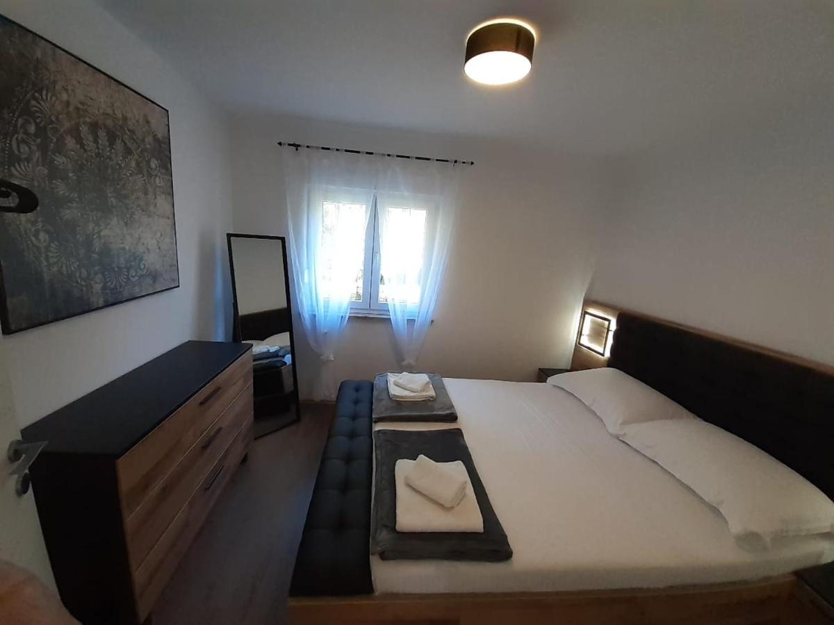 Holiday House Emjalemi PUY Exterior foto